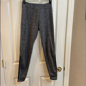 Always Leggings Size Small